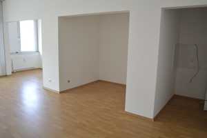 1 Zimmer-Küche-Bad Wohnung mit Wintergarten und Balkon ab 01.07.2025 – Gelsenkirchen – Vorschaubild 3