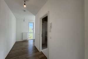 Modernes Reihenendhaus mit Wohn- und Gewerbeanteil + Garten, Garage & 3 Stellplätzen in Rheinstetten – Karlsruhe (Kreis) – Vorschaubild 7