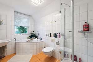 Familienglück in Höhenhaus | Freist. EFH mit ca. 120m² WFL | Carport | Traumgarten & Design-Kamin – Die vollständige Adresse der Immobilie erhältst du vom Anbieter., 51061 Höhenhaus, Köln – Vorschaubild 20