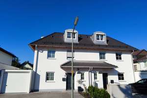Familientraum DHH mit 8 Zimmern 201 m²  Wfl. / EBK / Garten in Waldtrudering München Ost zur Miete – Die vollständige Adresse der Immobilie erhältst du vom Anbieter., 81827 Waldtrudering, München – Vorschaubild 3