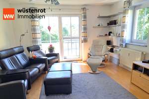 Bezugsfrei: einladende 3-Zi.-Whg. im 1. OG mit Balkon und Aufzug