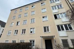 Gepflegte 2 Zimmer Wohnung in München Moosach