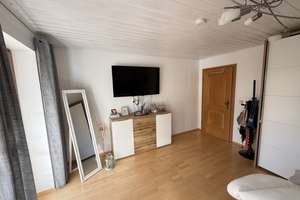 Großzügiges Zweifamilienhaus mit Traumgarten und Doppelgarage in Neuburg/Heinrichsheim – Die vollständige Adresse der Immobilie erhältst du vom Anbieter., 86633 Neuburg an der Donau – Vorschaubild 25