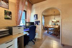 Platz ohne Kompromisse: Großzügiges Wohnhaus mit Scheune und Halle – Ihr Freiraum für Leben und Busi – Die vollständige Adresse der Immobilie erhältst du vom Anbieter., 56566 Neuwied – Vorschaubild 14
