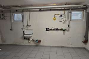 Gepflegtes, geräumiges Reiheneckhaus mit 5 Zimmern in Hochzoll, Augsburg – Die vollständige Adresse der Immobilie erhältst du vom Anbieter., 86163 Hochzoll-Nord, Augsburg – Vorschaubild 32