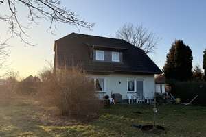 Geräumiges Einfamilienhaus mit großem Grundstück für familienfreundliches Wohnen in ruhiger Lage von – Gartenstraße 62, 16767 Leegebruch – Vorschaubild 3