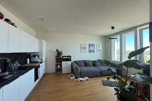 Moderne 3-Zimmer Wohnung mit Loggia mit Blick auf die Alpen – Rosa-Kempf-Straße 13, 81248 Freiham, München – Vorschaubild 2