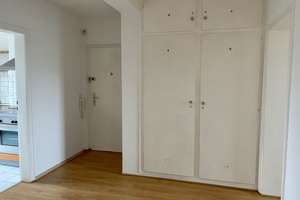 Alltagstaugliche 3-Zimmer-Wohnung mit Balkon in Köln-Deutz – Siegburger Straße 169, 50679 Deutz, Köln – Vorschaubild 3