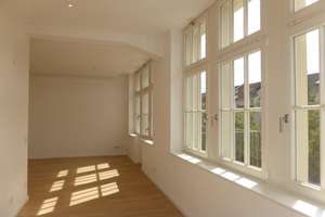 Stilvolle 2-Raumwohnung mit Balkon in der "Alten Buchbinderei" - Sanierung 2015 !!
