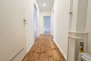 HELLE 2-ZIMMER-WOHNUNG MIT BALKON I DIELENBODEN I GEPFLEGT I RUHIG I PROVISIONSFREI – Holsteinische Straße 13, 10717 Berlin – Vorschaubild 15