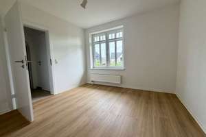 Exklusives Einfamilienhaus auf großzügigem Grundstück – in ruhiger Lage mit Wohlfühlcharakter – Die vollständige Adresse der Immobilie erhältst du vom Anbieter., 23570 Travemünde, Lübeck – Vorschaubild 11