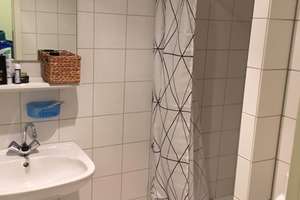 Stilvolle, gepflegte 1-Zimmer-Wohnung EG Bonn-Innenstadt 20m^2 – Riesstraße 4, 53113 Südstadt, Bonn – Vorschaubild 3
