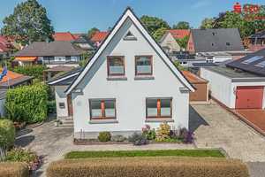 Gepflegtes Einfamilienhaus in ruhiger Lage – Wesermarsch (Kreis) – Vorschaubild 1