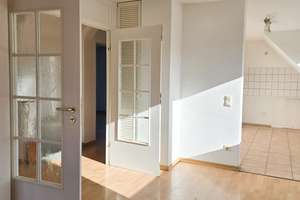 Familien aufgepasst! Charmante Maisonette Wohnung in zwei Parteienhaus mit Option auf 4-5 Zimmer – Die vollständige Adresse der Immobilie erhältst du vom Anbieter., 50999 Sürth, Köln – Vorschaubild 6