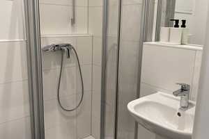 Mitten in STUTTGART ! Wunderschöne vollmöbilierte Studioapartments 3.6 ab 01.08.2025 – Neckarstr. 140/2, 70190 Stuttgart – Vorschaubild 6