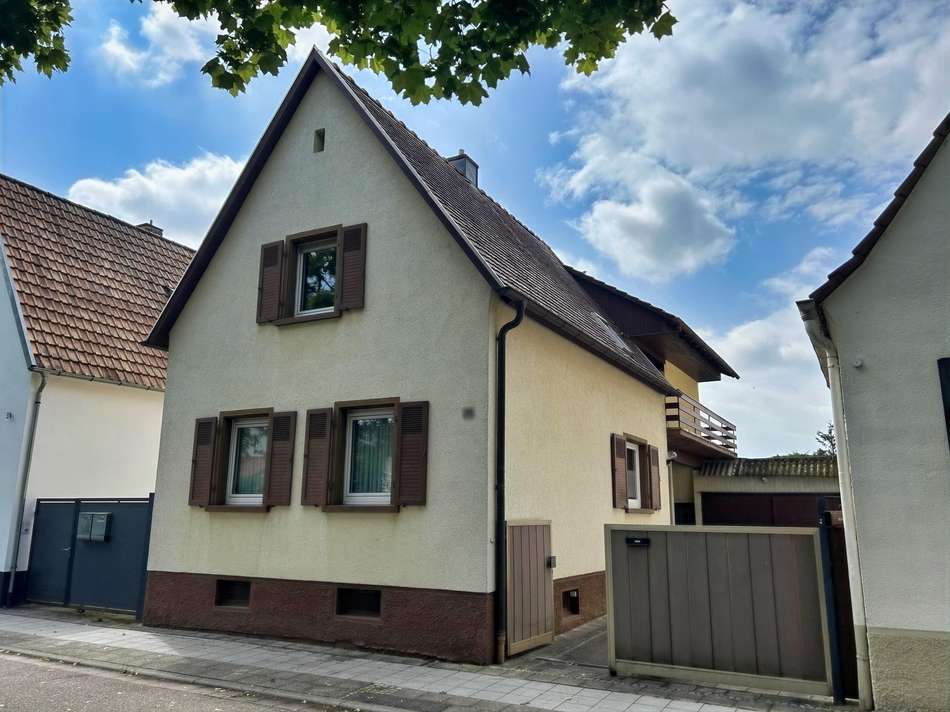 Straßenansicht