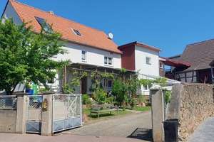 Großes Zweifamilienhaus mit viel Platz – Die vollständige Adresse der Immobilie erhältst du vom Anbieter., 63543 Neuberg – Vorschaubild 3