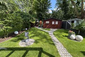 Exklusiv modernisierte Doppelhaushälfte mit Wellnessbereich - hochwertiges Wohnen in Gelsenkirchen – Die vollständige Adresse der Immobilie erhältst du vom Anbieter., 45886 Ückendorf, Gelsenkirchen – Vorschaubild 45