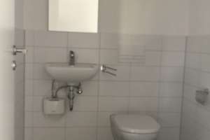Schöne Wohnung sucht Mieter: weitläufige 5-Zimmer-Wohnung – Maria-Grollmuß-Str. 12, 4157 Gohlis-Nord, Leipzig – Vorschaubild 15