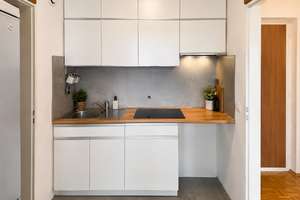 Charmante 1,5-Zimmer-Wohnung mit modernisierter Küche, renoviertem Bad und herrlichem Weitblick