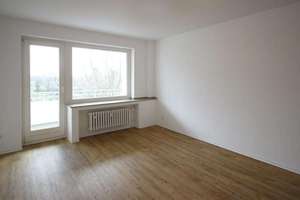 Über den Dächern von Fischeln! Familienwohnung mit Balkon! – Remscheider Straße 16, 47807 Fischeln, Krefeld – Vorschaubild 5