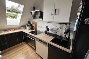 Helle Galerie-Maisonette-Wohnung im beliebten Gerresheim mit Balkon und zwei Bädern – 40625 Gerresheim, Düsseldorf – Vorschaubild 14