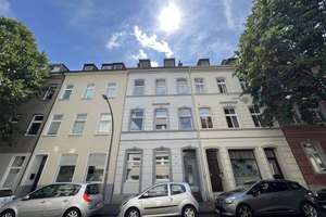 Voll möblierte Wohnung in ruhiger Lage, Nippes