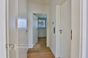 1 bis 2 Familienhaus mit 7 Zimmern, 4 Bädern und Garage – Die vollständige Adresse der Immobilie erhältst du vom Anbieter., 72766 Sondelfingen, Reutlingen – Vorschaubild 10