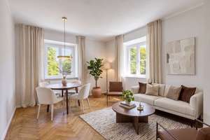 Altbau-Charme am idyllischen Schlosskanal: Lichterfüllte, perfekt geschnittene 3-Zimmer-Wohnung