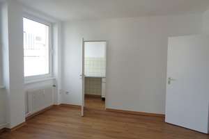 KLEIN aber FEIN! 1 Zimmer mit Pantryküche + Vinylboden + Duschbad + zentrale Lage – 33602 Mitte, Bielefeld – Vorschaubild 4