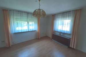 Solides 1 - 2-Familienhaus in guter Wohnlage – Hölderlinstr. 37, 75428 Illingen – Vorschaubild 3