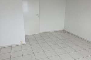 Vermiete schöne 2 Zimmerwohnung in Singen 78224 Südstadt – Industriestraße 12, 78224 Singen (Hohentwiel) – Vorschaubild 4