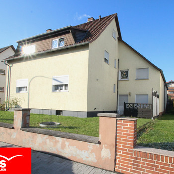 Familienfreundliches 2-Familienhaus mit viel Platz in Wölfersheim-Södel!

