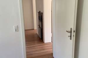Helle 3-Zimmer Wohnung mit Balkon, tollem Blick  und Gartennutzung in Stuttgart West – Die vollständige Adresse der Immobilie erhältst du vom Anbieter., 70193 Kräherwald, Stuttgart – Vorschaubild 7