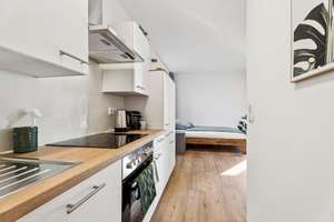 KERNSANIERTE 1-ZIMMER-WOHNUNG IN MÜNSTER – HOCHWERTIG & KOMPLETT MÖBLIERT – Meinertzstr 44, 48159 Kinderhaus-West, Münster – Vorschaubild 2