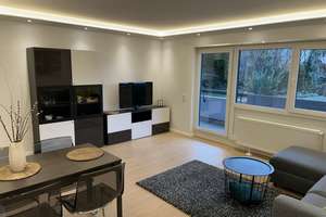 Möblierte 2-Zimmer-Wohnung m. Balkon, EBK und TG-Stellplatz in S-Feuerbach nahe Killesberg-Höhenpark