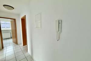 Helle 3-Zimmer-Dachgeschosswohnung mit Balkon in ruhiger Wohnlage von Schwalmstadt – Die vollständige Adresse der Immobilie erhältst du vom Anbieter., 34613 Schwalmstadt – Vorschaubild 8