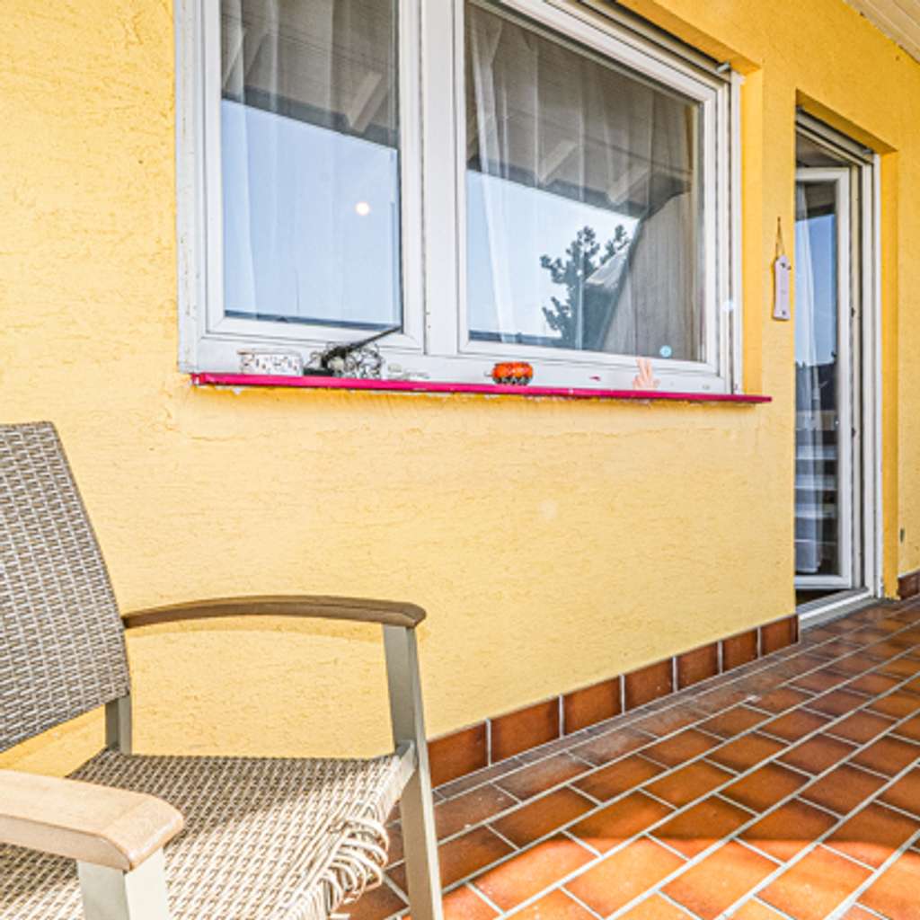 Immobilie in Sandhausen - DJI: Toll geschnittene Maisonette-Wohnung mit Balkon und Garage - Bild 1