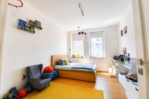 VON POLL | Hell, großzügig und charaktervoll: Ein Zuhause mit Geschichte und Weitblick – Die vollständige Adresse der Immobilie erhältst du vom Anbieter., 90763 Nördliche Südstadt, Fürth – Vorschaubild 15
