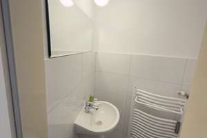 Hochwertige 3-Zimmer-Wohnung mit Balkon, Garage und Aufzug in Düsseldorf-Oberkassel – Oberkasseler Str. 61, 40545 Oberkassel, Düsseldorf – Vorschaubild 9