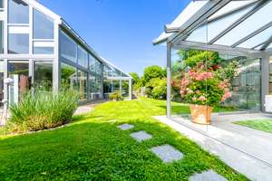 Wohnen auf höchstem Niveau – Einfamilienhaus mit Einliegerwohnung & Pool & Wintergarten – Die vollständige Adresse der Immobilie erhältst du vom Anbieter., 79588 Efringen-Kirchen – Vorschaubild 6