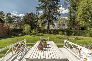 Exclusive villa featuring state-of-the-art technology and spacious rooms – Die vollständige Adresse der Immobilie erhältst du vom Anbieter., 14532 Kleinmachnow – Vorschaubild 17