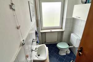 Einfamilienhaus mit tollem Garten in attraktiver Wohngegend
 – Traunstein (Kreis) – Vorschaubild 10