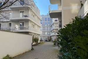THERESE - PREMIUM APARTMENT mit BALKON. LIVING MAXVORSTADT. MÖBLIERT! – 80333 Augustenstraße, München – Vorschaubild 3