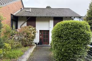 Charmantes  Haus mit Garten in ruhiger Lage statt Wohnung, in St. Augustin