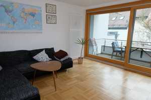 Stilvolle 3-Raum-Wohnung mit gehobener Innenausstattung mit Balkon in Regensburg – Rennweg 4g, 93049 Regensburg – Vorschaubild 1