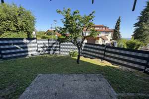 Gepflegte 2-Zimmer-EG-Wohnung mit Terrasse & Garten in ruhiger Lage von Büchenbronn