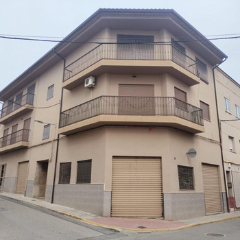 Charmantes Haus im Zentrum von Alcudia de Crespins mit allen Annehmlichkeiten, sofort bezugsfertig.