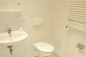 Helles Wohnzimmer - Bad mit Wanne und Lift - frei ab 1.6.26 – Casparistraße 1, 9126 Lutherviertel, Chemnitz – Vorschaubild 11
