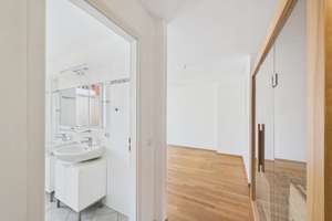Moderne, ideal geschnittene Familienwohnung mit zwei Balkonen und zwei Bädern nahe TiergartenSpree – Die vollständige Adresse der Immobilie erhältst du vom Anbieter., 10555 Moabit, Berlin – Vorschaubild 9